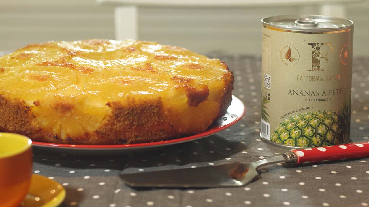 TORTA CAPOVOLTA ALLO YOGURT E ANANAS CARAMELLATO