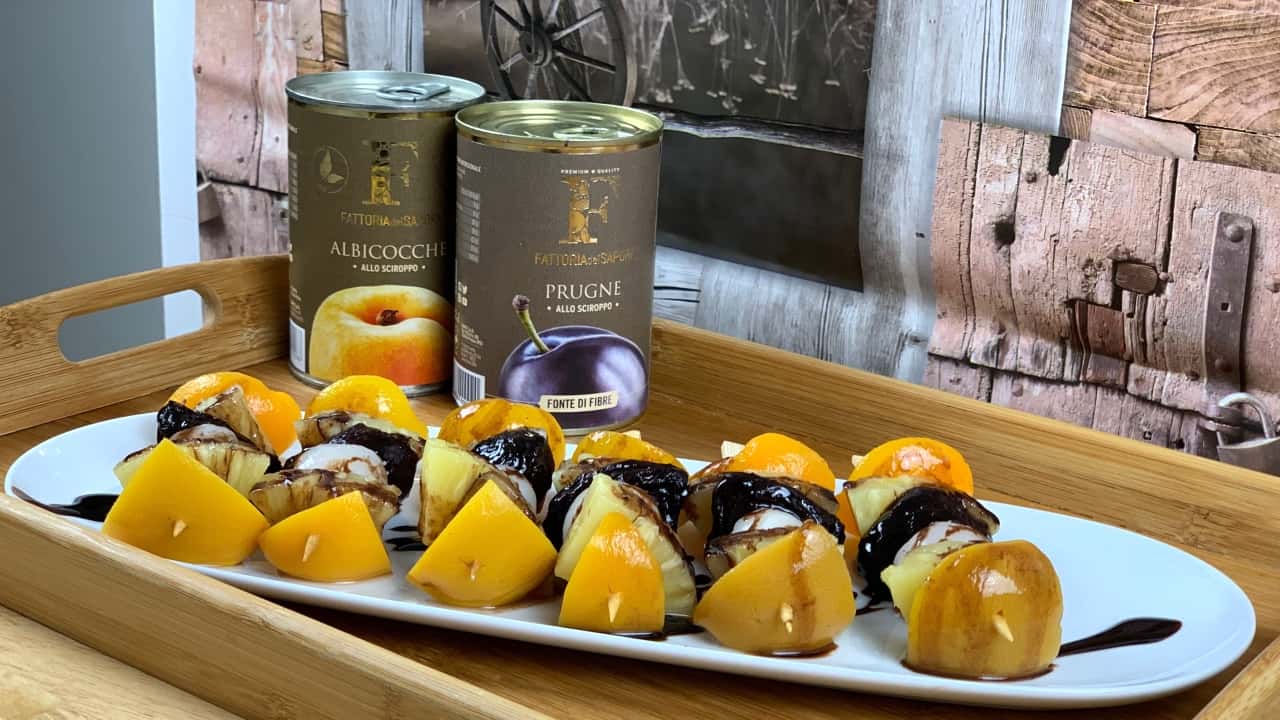 SPIEDINI DI FRUTTA CONSERVATA