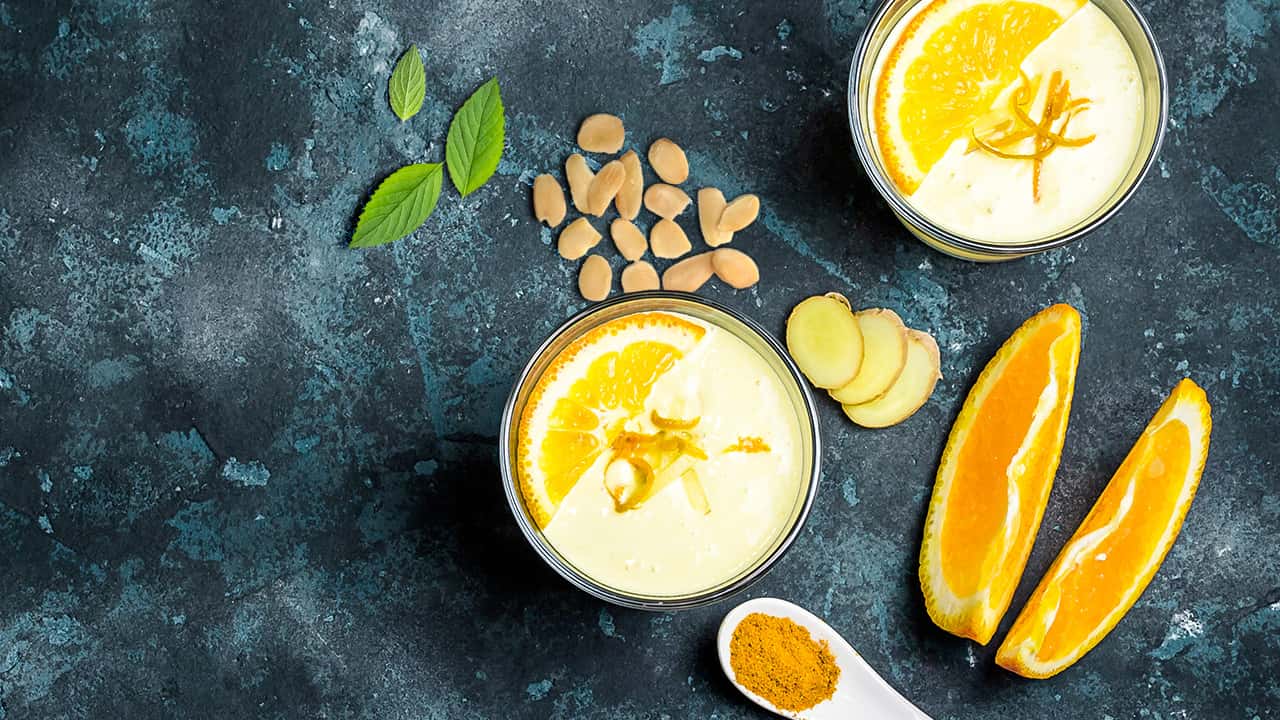 SMOOTHIE CON ZENZERO E ARANCIA