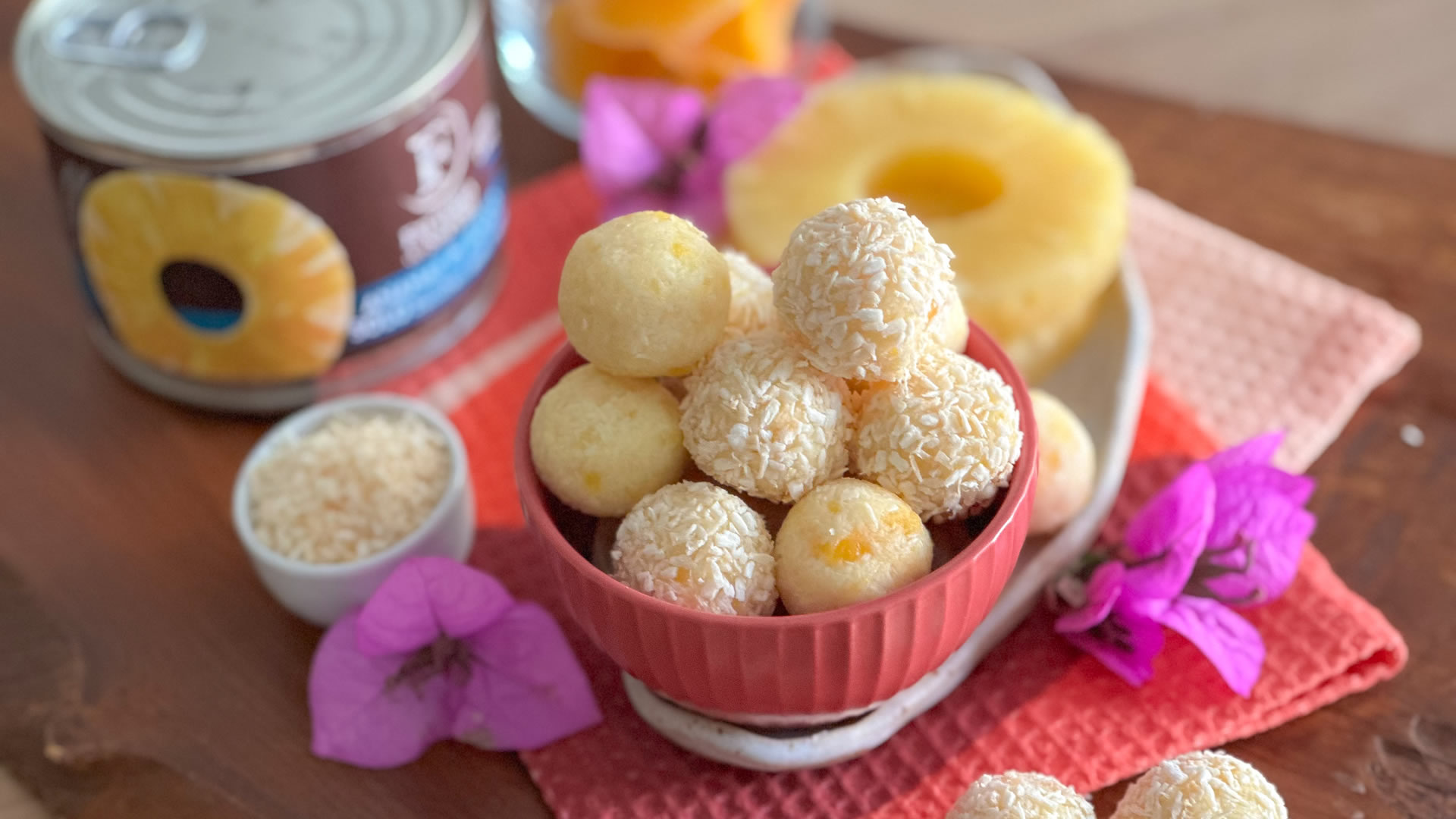 Energy balls con Ananas mango e cocco