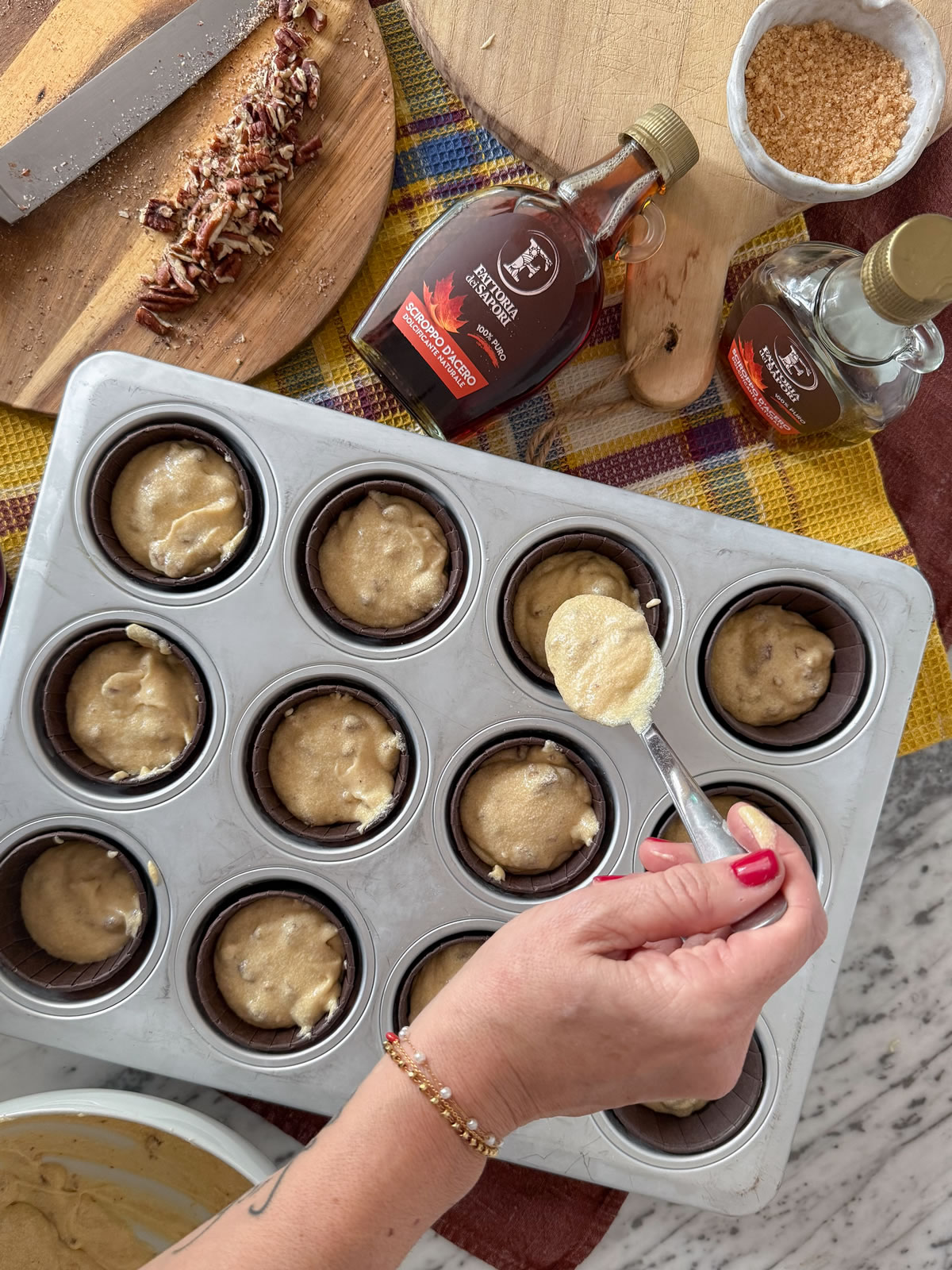 Pecan muffins con sciroppo d’acero-007 Pecan muffins con sciroppo d’acero-007