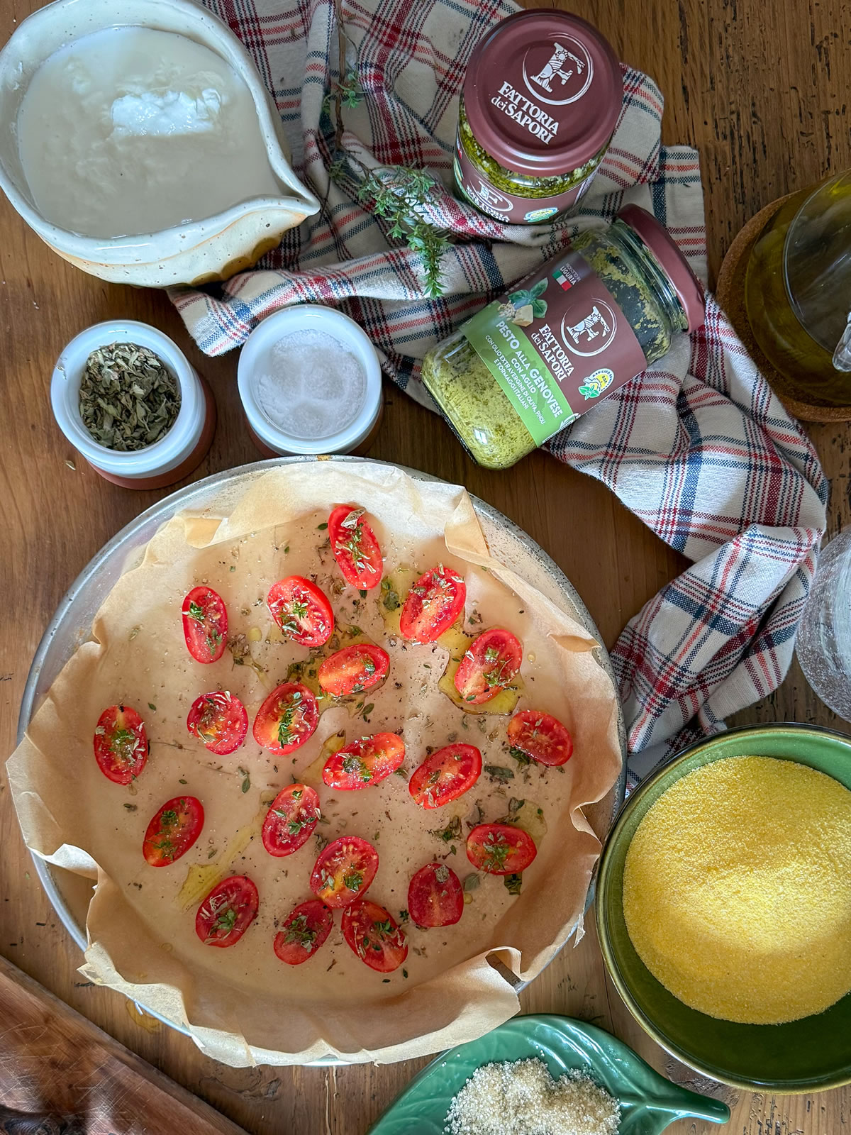 Polenta fritta con pesto stracciatella e pomodorini confit-003 Polenta fritta con pesto stracciatella e pomodorini confit-003