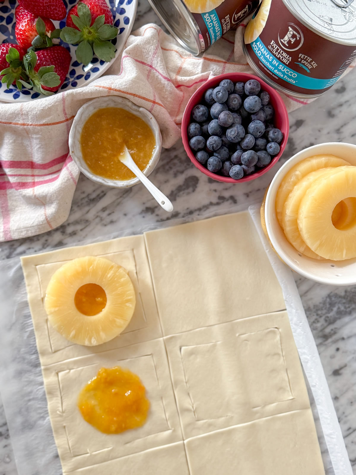 Sfoglie con l’ananas Sfoglie con l’ananas