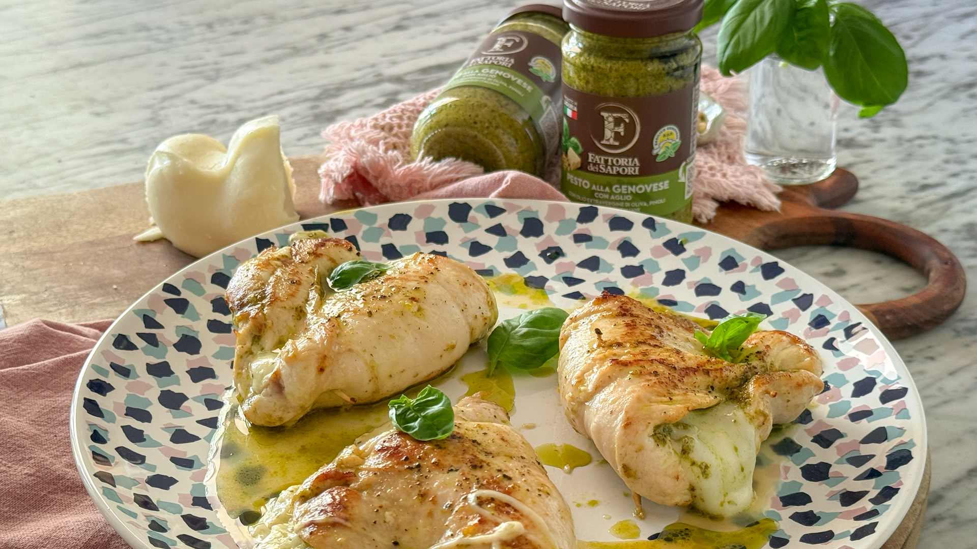 Petto di pollo Pesto alla Genovese con aglio e formaggio